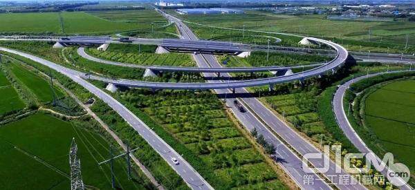 周南高速2017年最新動態(tài)全解析，進展與挑戰(zhàn)的挑戰(zhàn)與機遇探討