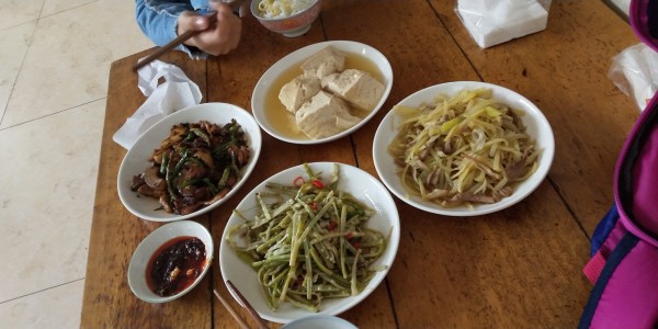 萬家炊上市，機(jī)遇與挑戰(zhàn)并存的時刻