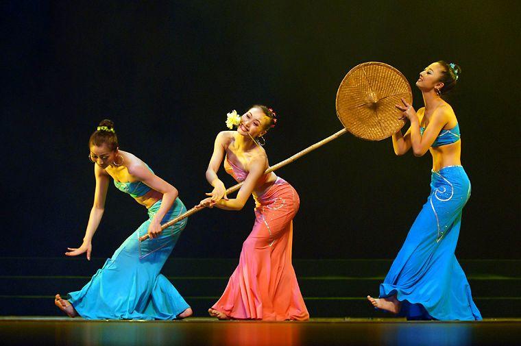 傣族舞蹈，傳統(tǒng)與現(xiàn)代的融合之美展示最新風(fēng)采