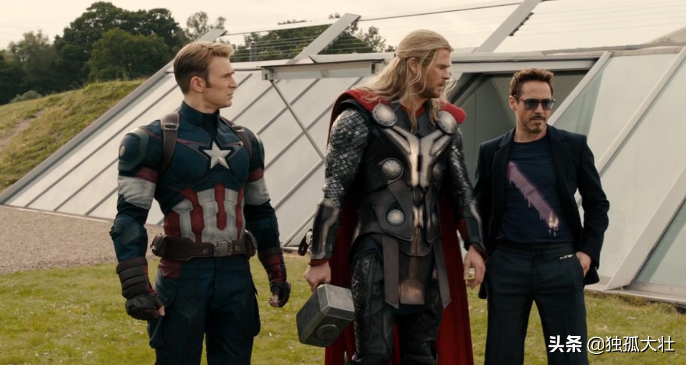 蝙蝠俠最新官方揭秘，日常趣事、情感紐帶全解析