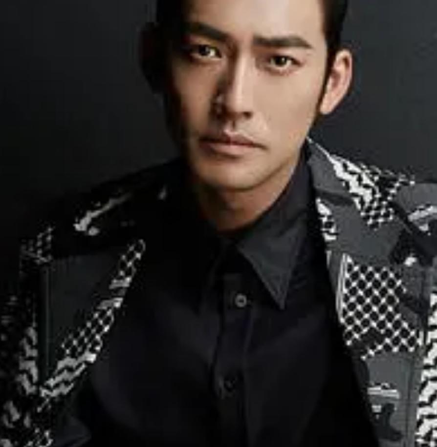 沒下巴的男演員，獨特魅力的探索