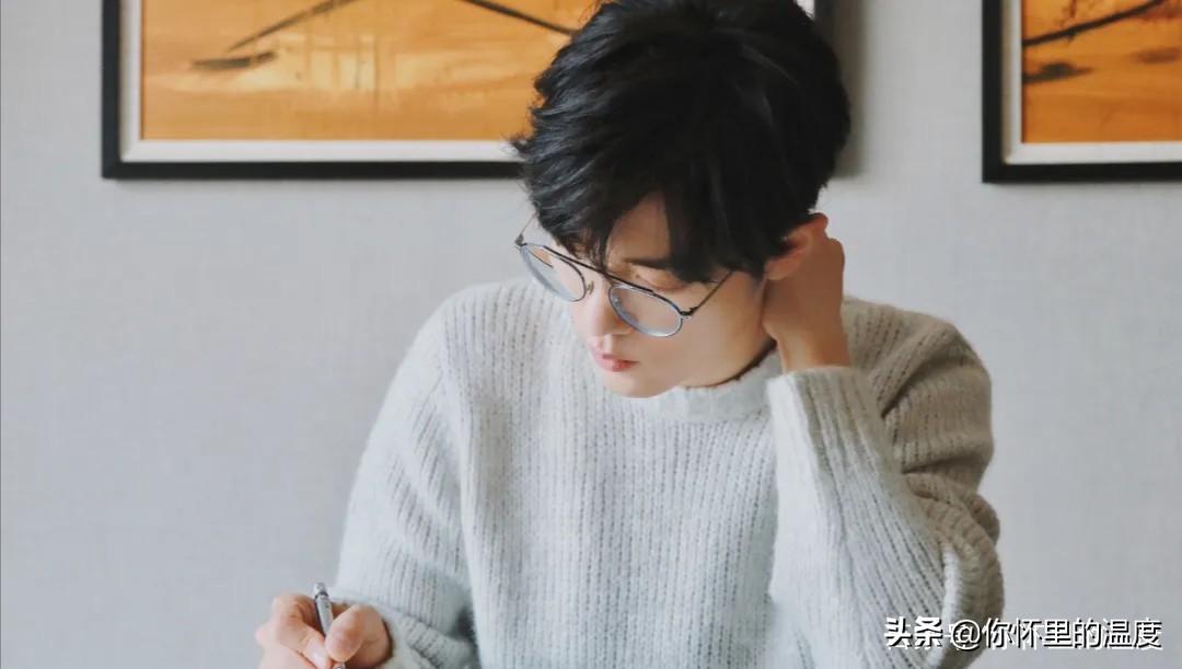 揭秘娛樂圈璀璨明星的魅力之源，演員人氣榜解析