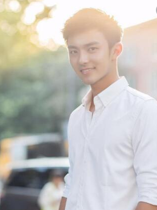 演員高原，探尋自然，心靈寧靜之旅