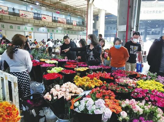 巷弄深處的繁花秘境，揭秘鮮花市場行情探秘