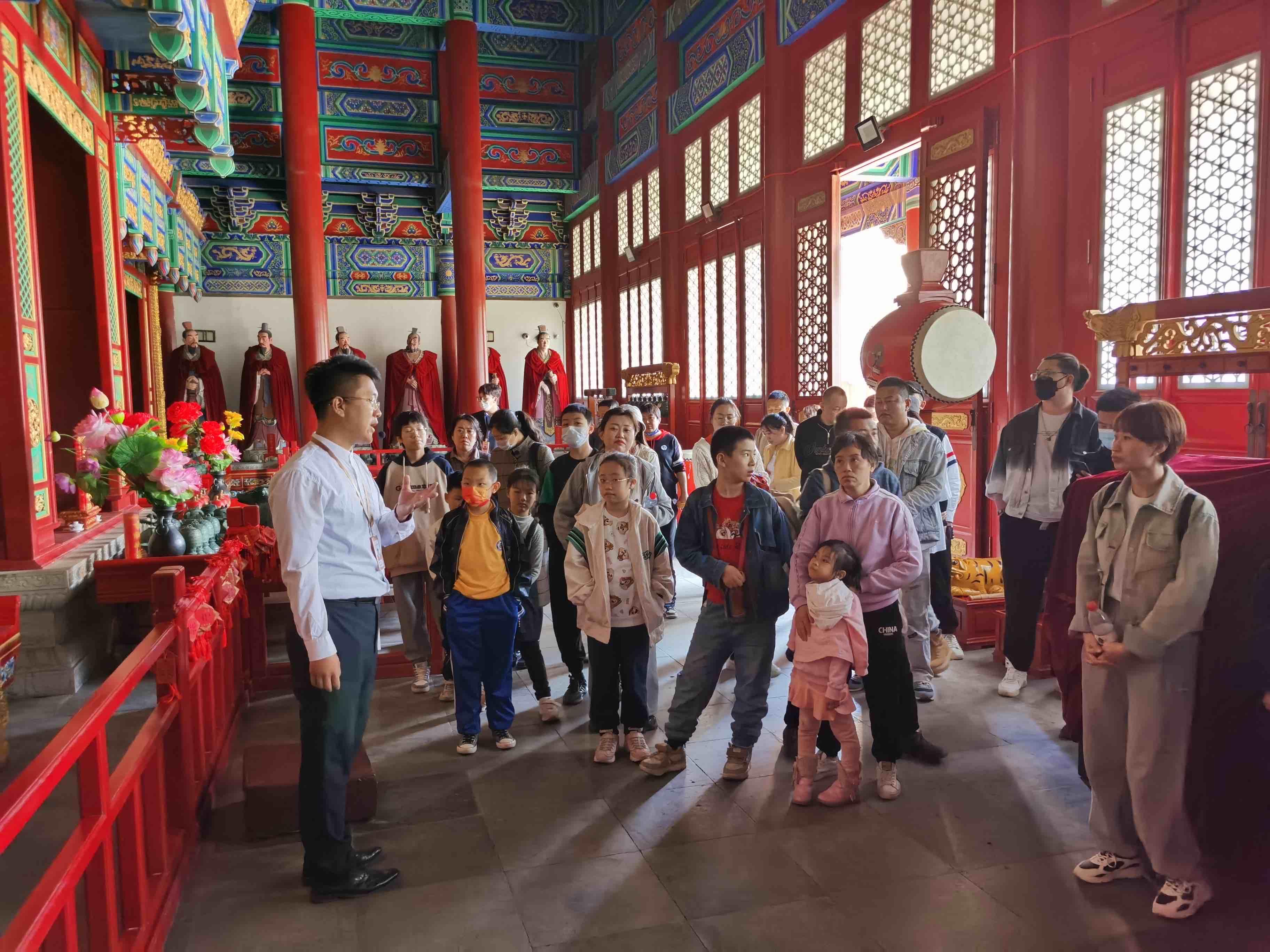 國學(xué)小演員，傳承文化之光，展現(xiàn)傳統(tǒng)魅力