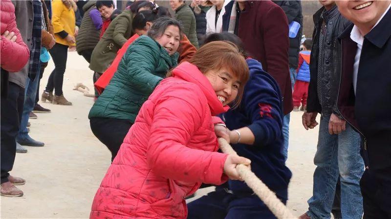 拔河比賽盛大通知，集結(jié)力量，共赴賽場(chǎng)！