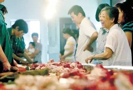 現(xiàn)代畜牧業(yè)發(fā)展多維度解析，肉農(nóng)資訊深度探討