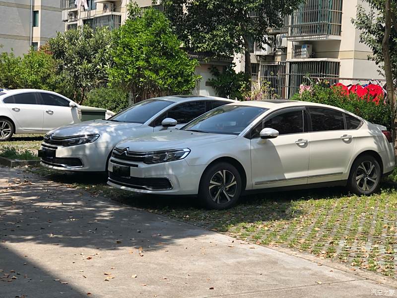 17款C5最新資訊,重磅更新揭秘雪鐵龍全新C5系列，共攬十七款最新資訊！??