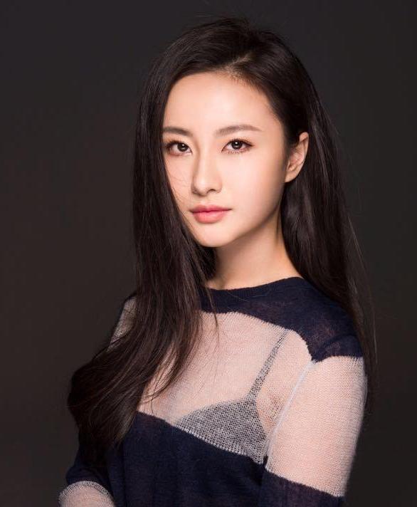 演員萬(wàn)潼圖片,演員萬(wàn)潼圖片，獲取與欣賞的詳細(xì)步驟指南