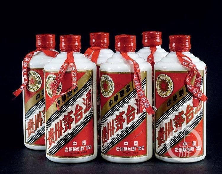 茅臺酒圖片價格揭秘，歷史影響、地位及獨特敘述