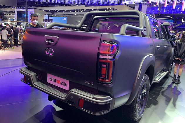 8848上市，小巷獨特風(fēng)味驚艷全球，成就矚目焦點