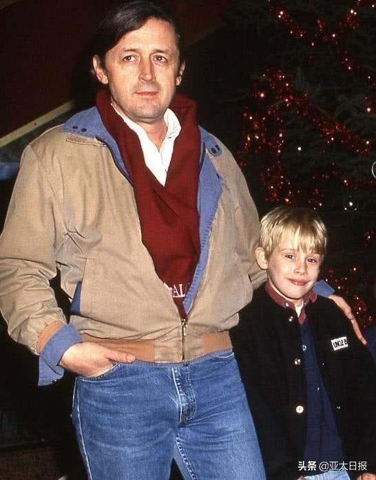 蕾哈娜最新影視作品,蕾哈娜最新影視作品，小巷中的隱藏寶藏，一家特色小店的獨特魅力