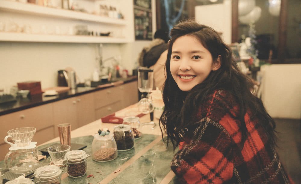 章若楠的電視劇,章若楠的電視劇，科技之光，照亮生活新紀元