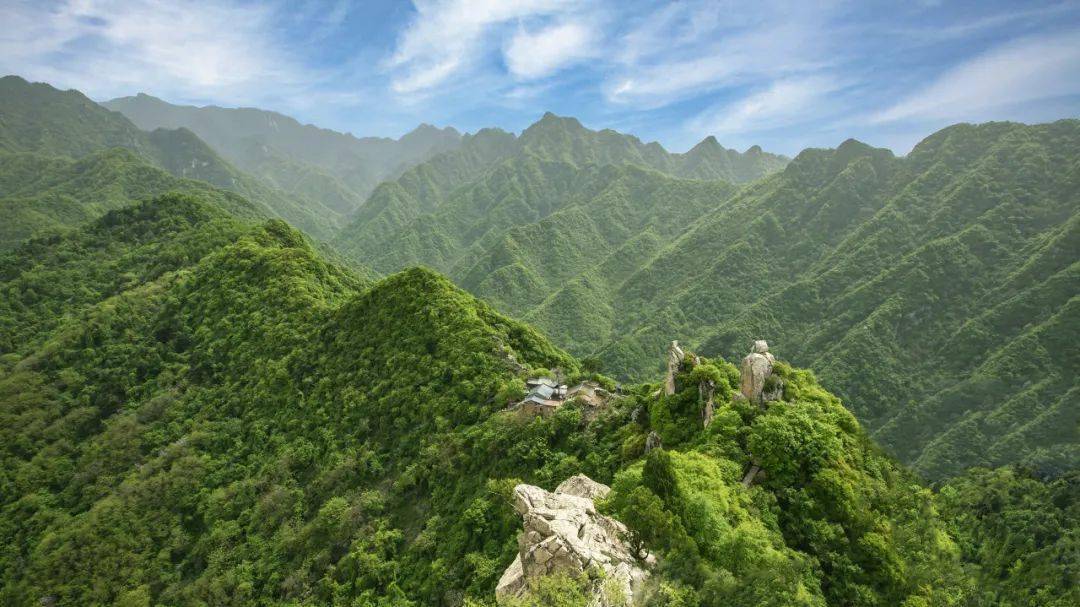 秦嶺最新動(dòng)態(tài)，探險(xiǎn)之旅與溫情之旅的奇妙交匯