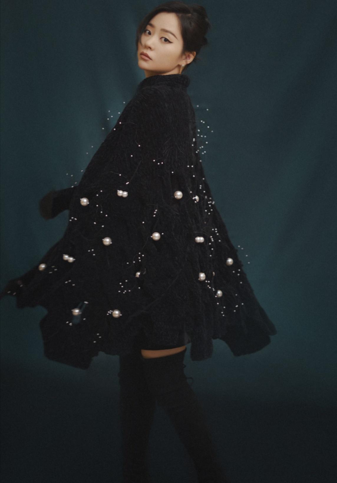 張靚穎，擁抱自然，內心寧靜之旅的最新篇章