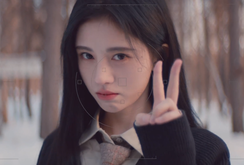 姓鞠的明星，變化的力量與自信的光芒閃耀娛樂圈