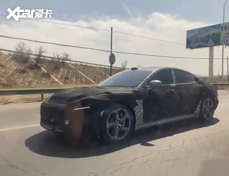 最新汽車(chē)動(dòng)態(tài)，駕馭變革，駛向未來(lái)