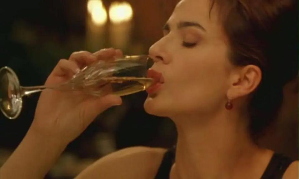 遠(yuǎn)離色情內(nèi)容，遵守法律與道德準(zhǔn)則的重要性提示，避免成人三級(jí)電影陷阱