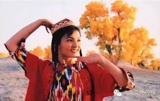 新疆電視劇，多元文化的藝術(shù)展現(xiàn)與魅力呈現(xiàn)