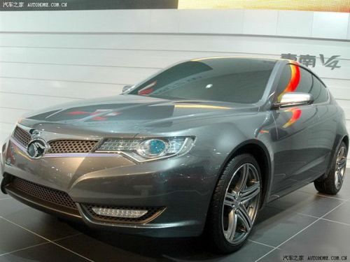 東南V4的神秘面紗揭曉，上市時(shí)間預(yù)測(cè)與小巷深處的獨(dú)特小店探索