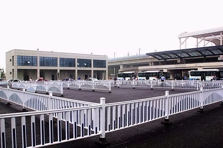 余姚高鐵站停車場的秘密與家的故事，停車費信息及旅途溫馨指南