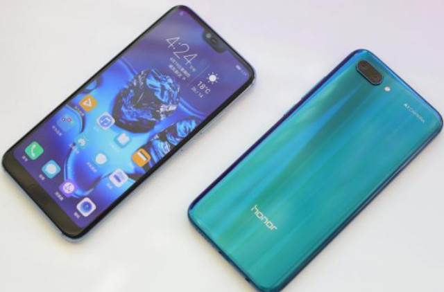 榮耀10上市價格揭秘，自然美景下的旅行邀請