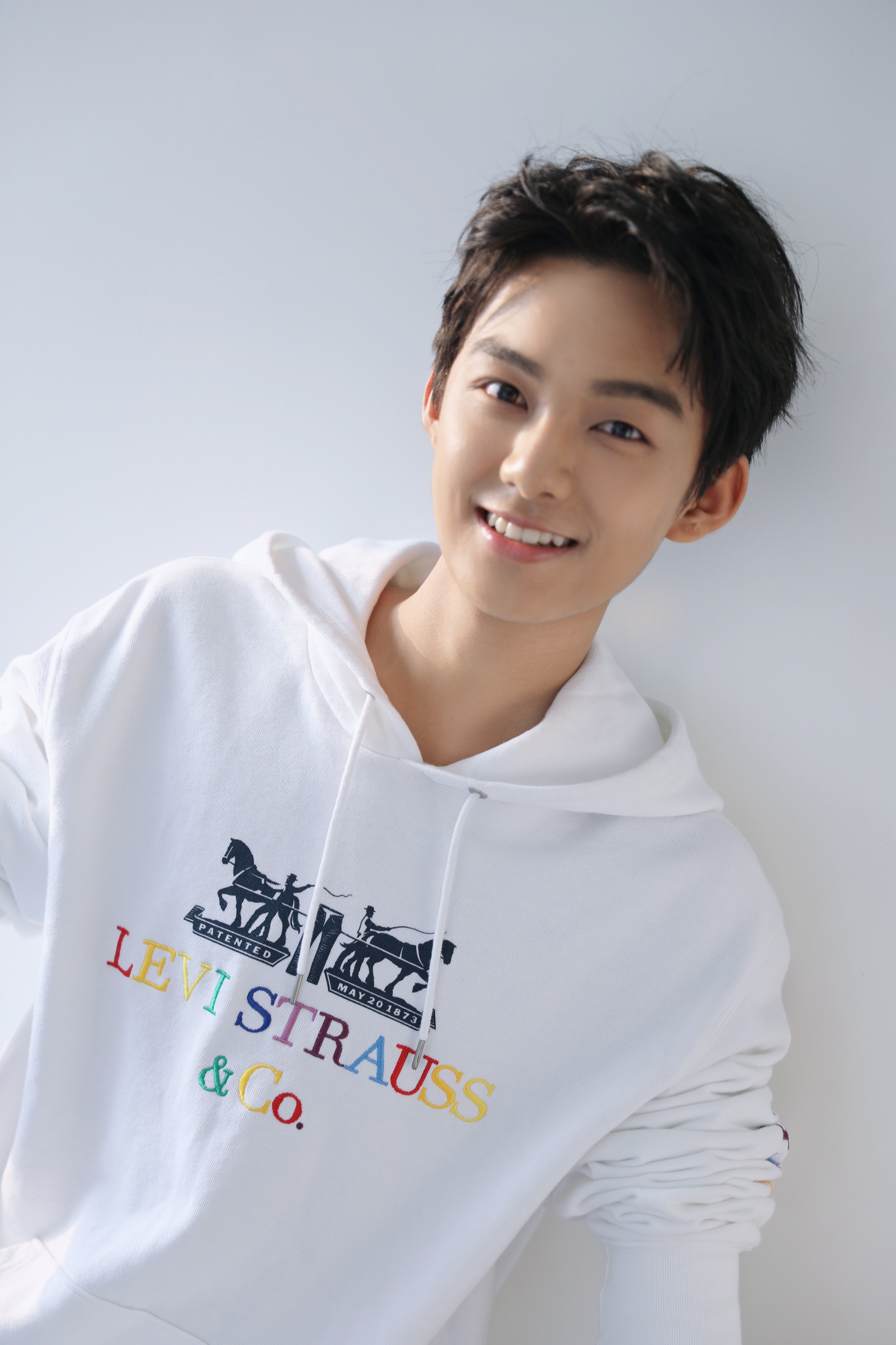 演員黃毅，與自然美景的邂逅與內(nèi)心寧靜之旅