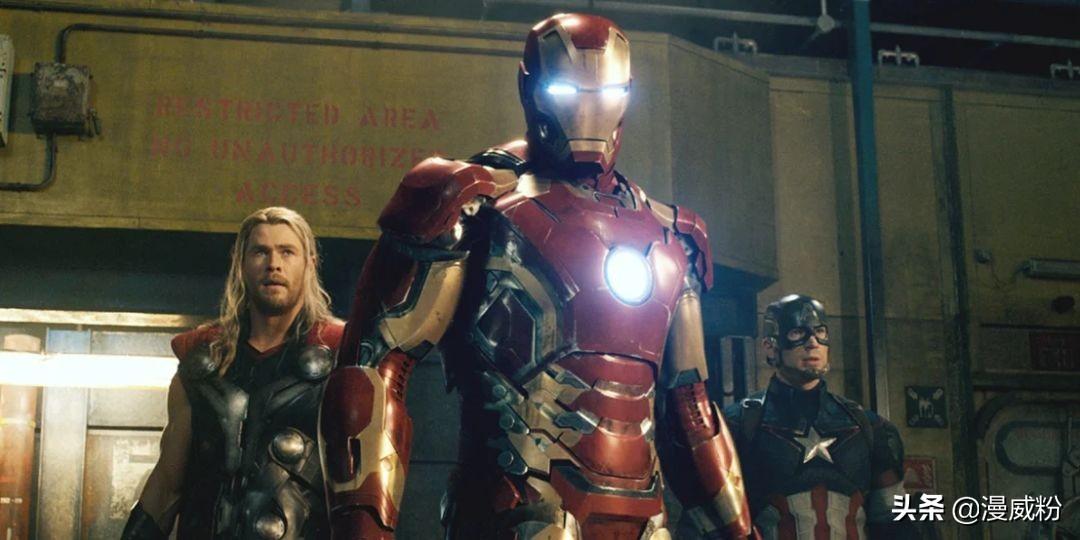 電影吐槽大賞，笑翻銀幕的尷尬瞬間回顧