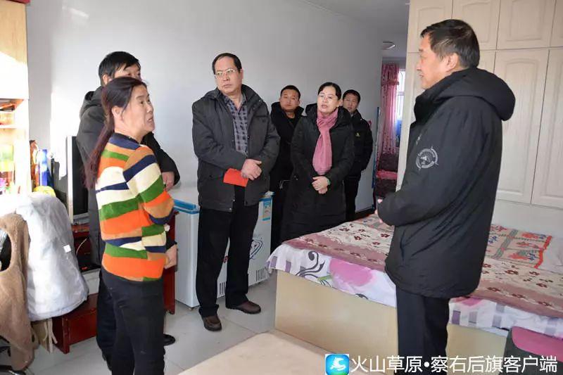 旭仁花，演技璀璨，星光熠熠的影視之星