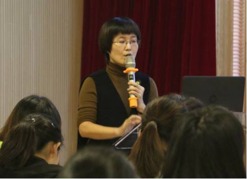 許建演員,許建演員，小巷深處的獨(dú)特魅力