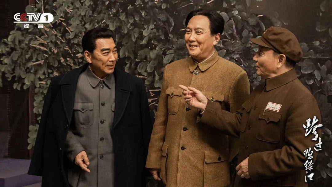 葉劍英演員的日常，友情、熱愛與舞臺上的英雄夢探索