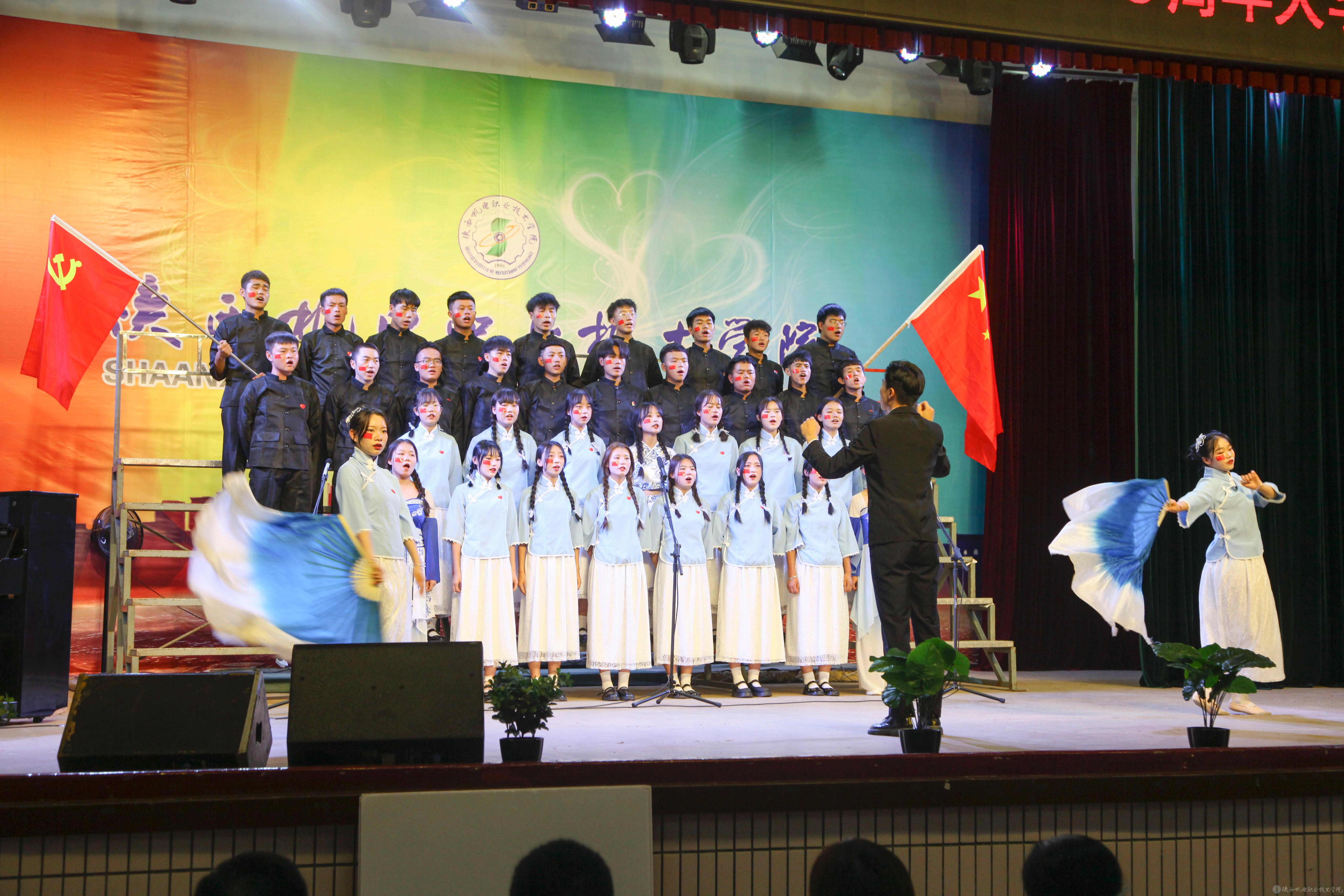 大學生合唱比賽視頻，小巷深處的音樂盛宴盛典