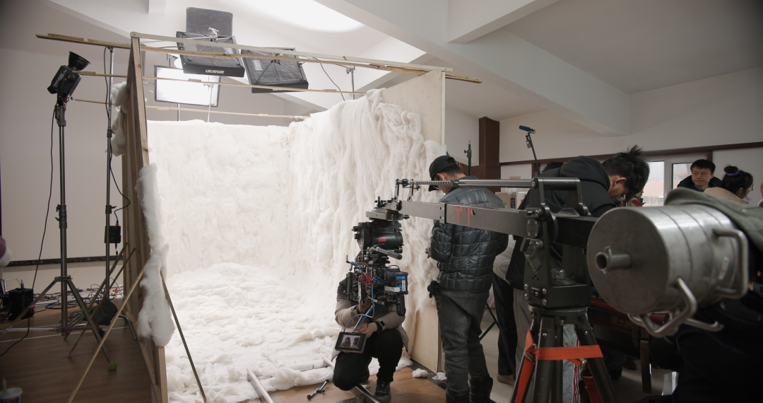 科技重塑影像之夢(mèng)，電影創(chuàng)作的未來(lái)無(wú)限可能體驗(yàn)