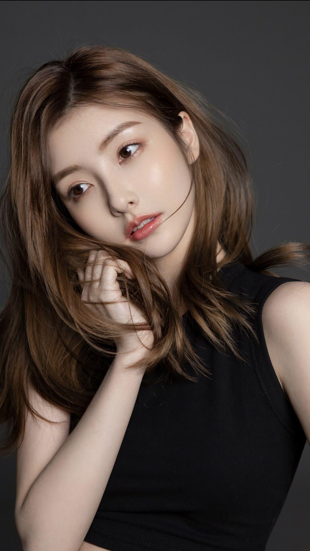 聯(lián)盟美圖秀最新一期，時代印記與潮流盛宴的炫酷呈現(xiàn)