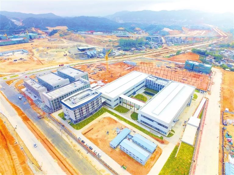 萬(wàn)年工業(yè)園最新招聘熱潮與巷弄深處的特色小店探秘！