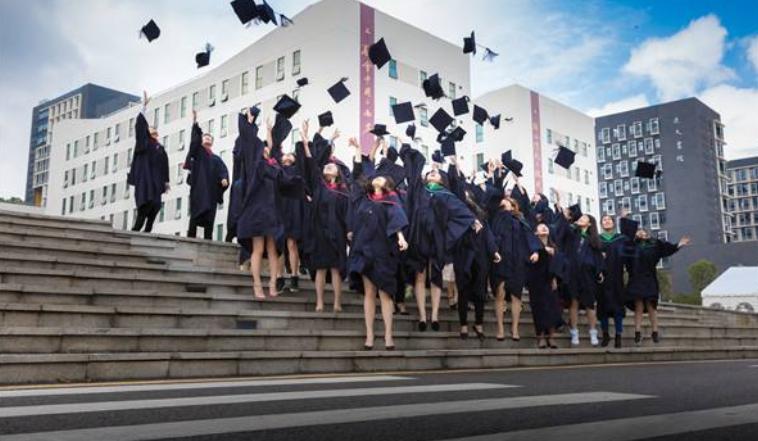 開州人才網(wǎng)最新招聘信息揭秘，小巷特色小店的隱藏魅力與招聘信息概覽