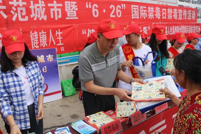 普安縣新任財政局局長引領(lǐng)改革，推動縣域經(jīng)濟(jì)新發(fā)展