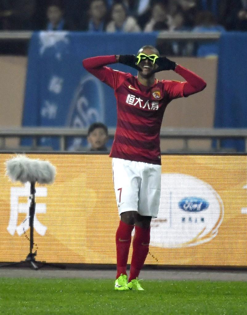 蘇寧足球比賽最新動態(tài)，綠色征途，踏足自然美景，探尋內(nèi)心寧靜