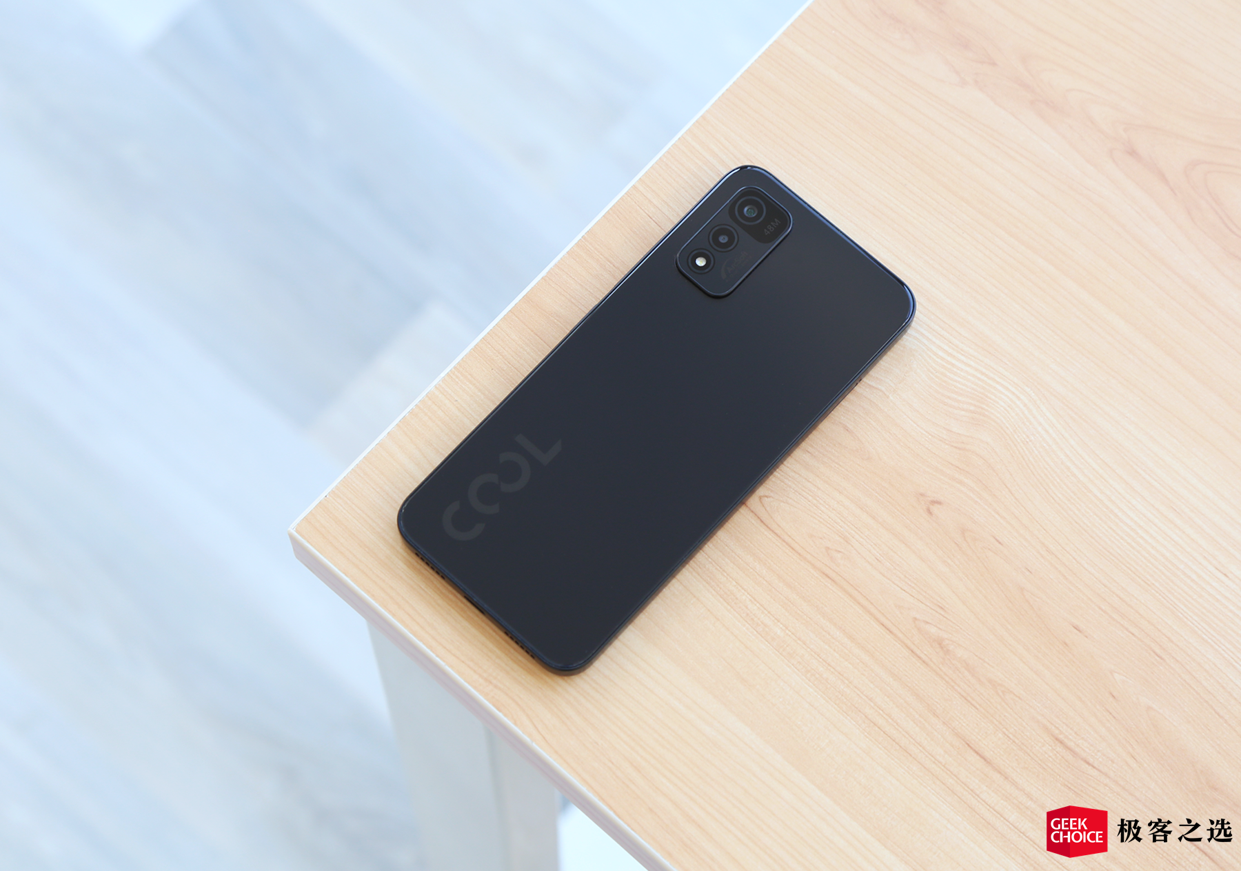 酷派最新款手機(jī)2025款，時(shí)代見(jiàn)證與技術(shù)飛躍的手機(jī)典范