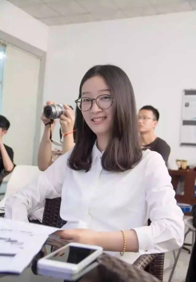 失蹤女孩章穎穎最新消息揭秘，神秘小巷中的小店關(guān)聯(lián)揭秘？