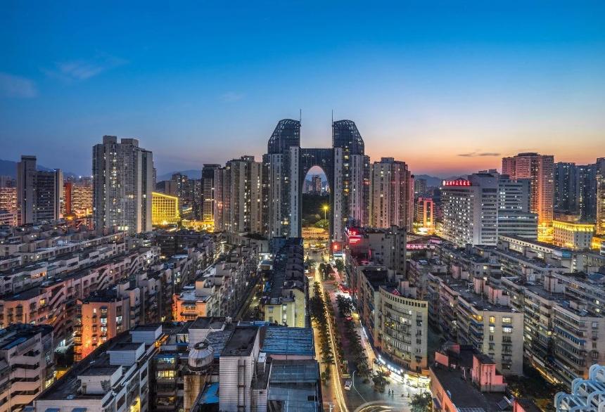 工業(yè)用地最新政策解讀，深度探討與指導(dǎo)標(biāo)題建議，工業(yè)用地新政解讀，政策調(diào)整及其影響分析