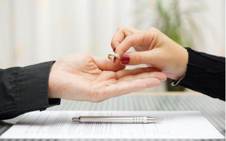 科技時(shí)代下的婚姻新紀(jì)元，最新結(jié)婚年齡法律規(guī)定解讀