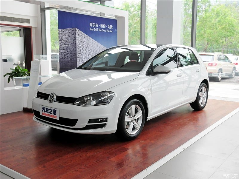 大眾高爾夫最新價(jià)格全攻略，一網(wǎng)打盡，不容錯(cuò)過(guò)！