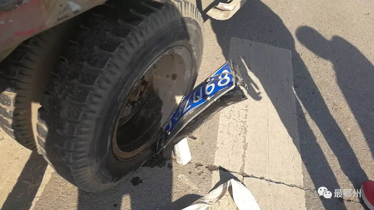 鄂州車(chē)禍最新消息及巷弄深處的獨(dú)特風(fēng)味揭秘