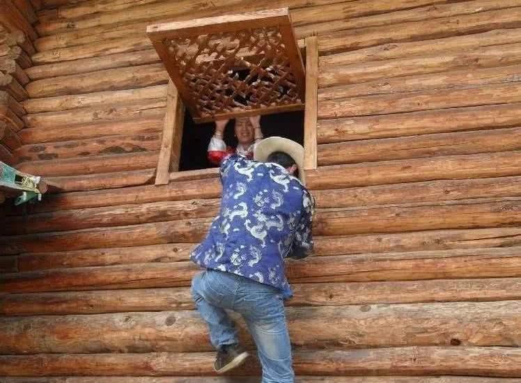 導(dǎo)游那些事最新章節(jié)，變化中的學(xué)習(xí)，成就自信的旅程