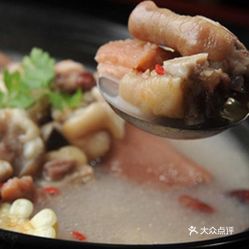 洪湖蓮藕最新批發(fā)價新鮮到貨，火熱搶購中！