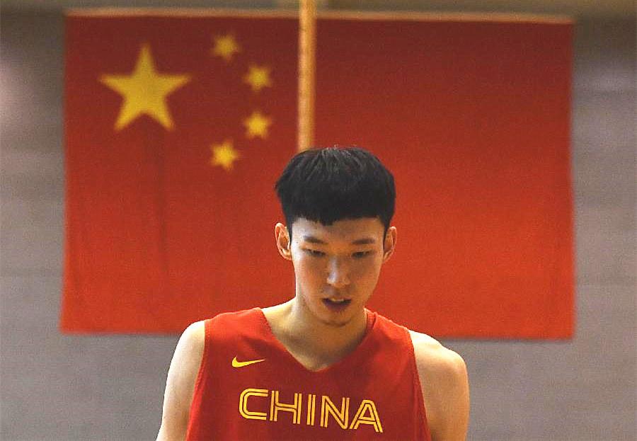 周奇最新動(dòng)態(tài)，日常趣事與友情的溫馨紐帶