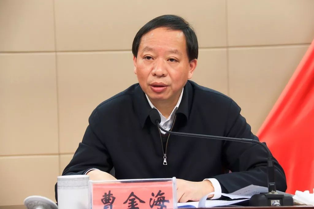 吳輝最新動態(tài)，學習之光，自信與成就的力量展現(xiàn)風采