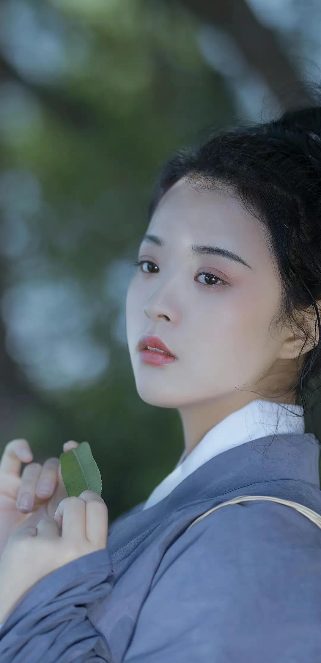 與自然美景的親密旅行，亂雨紛紛最新章節(jié)探尋內(nèi)心寧靜與平和