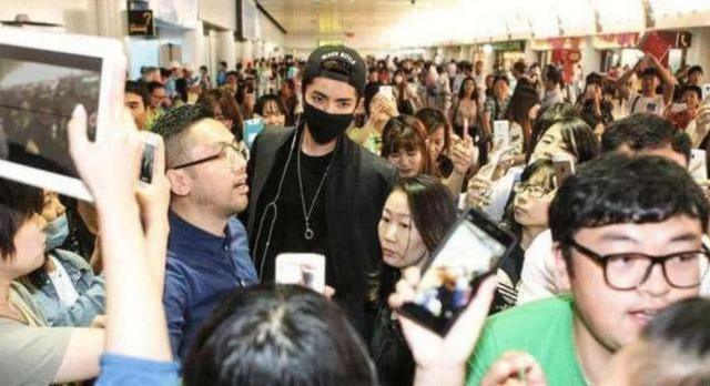 薛之謙最新接機(jī)視頻，科技與生活完美融合的高科技體驗(yàn)之旅